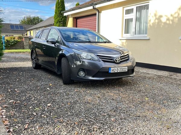 Toyota Avensis Estate, Diesel, 2014, Grey