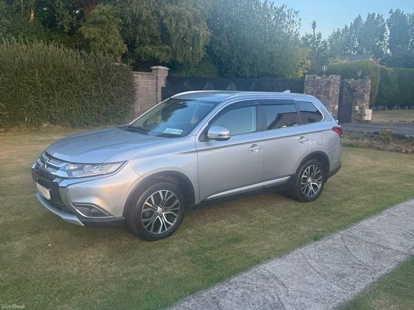 Mitsubishi Outlander SUV, Diesel, 2019, Grey