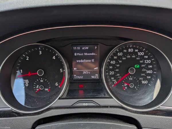 Volkswagen Passat Saloon, Diesel, 2017, Grey