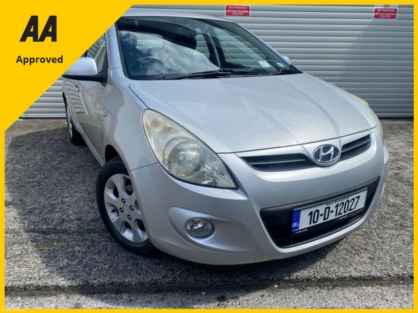 Hyundai i20 Hatchback, Petrol, 2010, Silver
