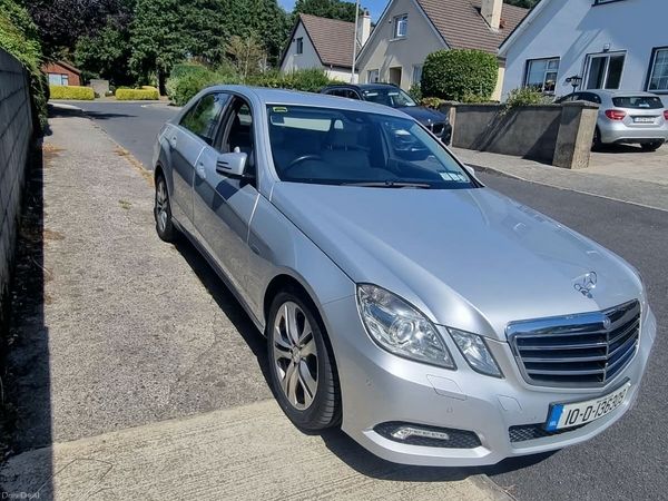 Mercedes-Benz E-Class Saloon, Diesel, 2010, Silver