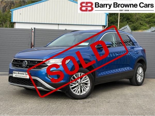 Volkswagen T-Roc Hatchback, Petrol, 2023, Blue