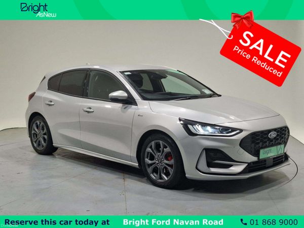 Ford Focus Hatchback, Petrol Hybrid, 2025, Grey