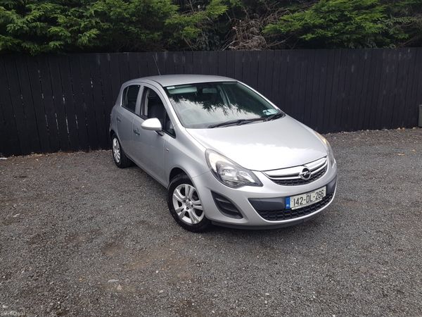 Opel Corsa Hatchback, Petrol, 2014, Silver