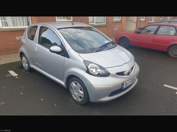 Toyota Aygo Hatchback, Petrol, 2006, Silver