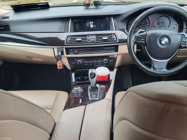 BMW 5-Series Saloon, Diesel, 2011, Grey
