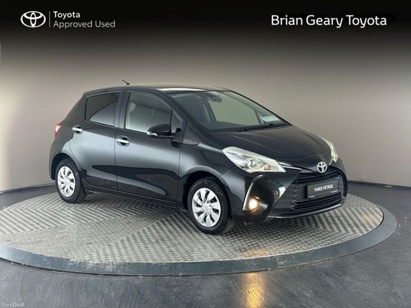 Toyota Yaris Hatchback, Petrol, 2018, Black