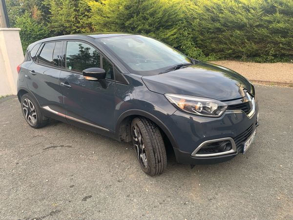 Renault Captur Hatchback, Petrol, 2016, Blue
