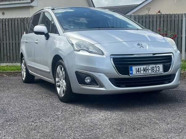 Peugeot 5008 MPV, Diesel, 2014, Grey