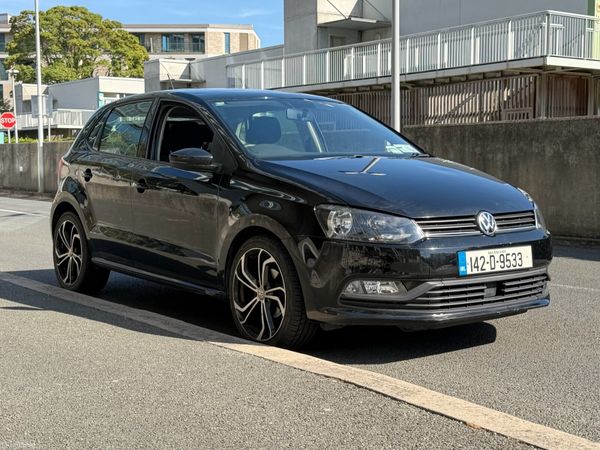 Volkswagen Polo Hatchback, Petrol, 2014, Black