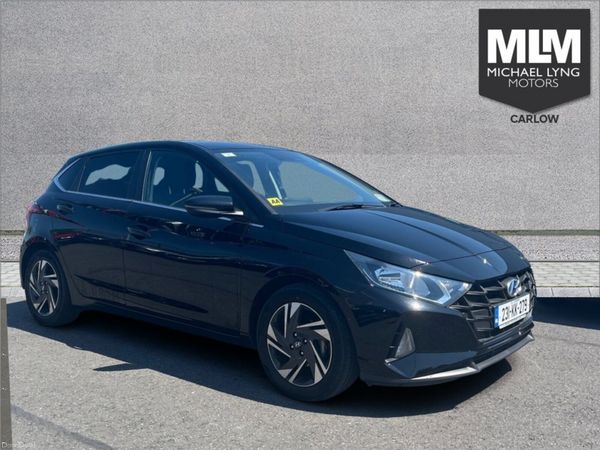 Hyundai i20 Hatchback, Petrol, 2023, Black