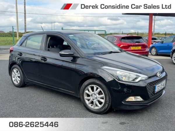 Hyundai i20 Hatchback, Petrol, 2017, Black