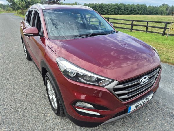 Hyundai Tucson SUV, Diesel, 2016, Red