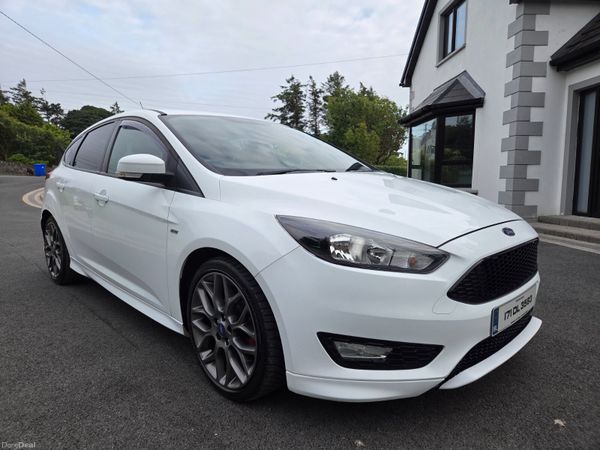 Ford Focus Hatchback, Diesel, 2017, White