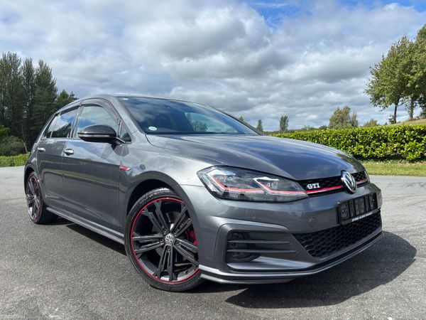 Volkswagen Golf Hatchback, Petrol, 2018, Grey