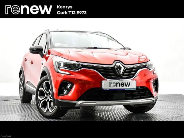 Renault Captur SUV, Petrol, 2023, Red