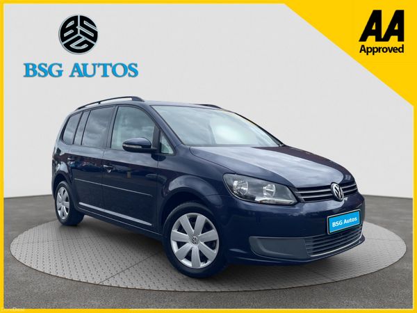 Volkswagen Touran MPV, Petrol, 2015, Blue