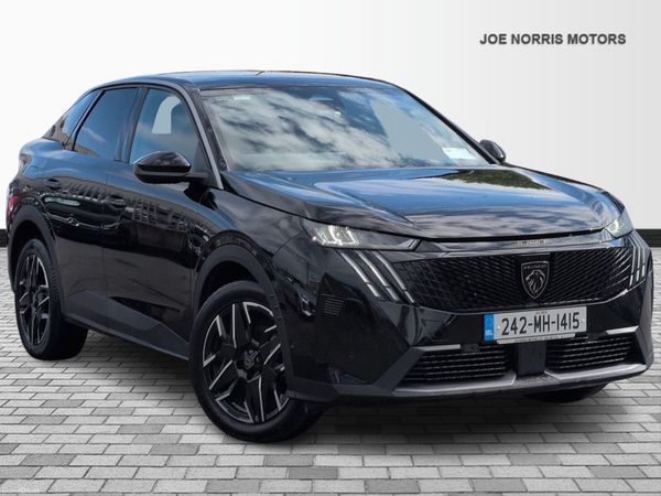 Peugeot 3008 MPV, Petrol Hybrid, 2024, Black