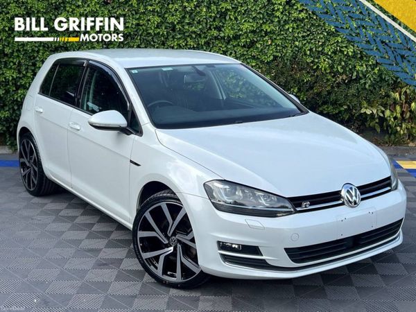Volkswagen Golf Hatchback, Petrol, 2015, White