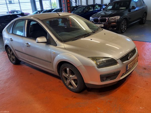 Ford Focus Hatchback, Petrol, 2007, Silver