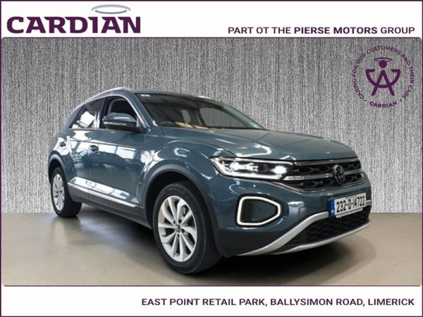 Volkswagen T-Roc SUV, Diesel, 2023, Blue