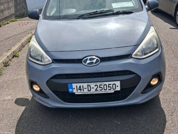 Hyundai i10 Hatchback, Petrol, 2014, Grey