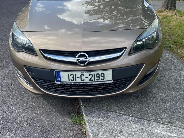 Opel Astra Saloon, Petrol, 2013, Bronze