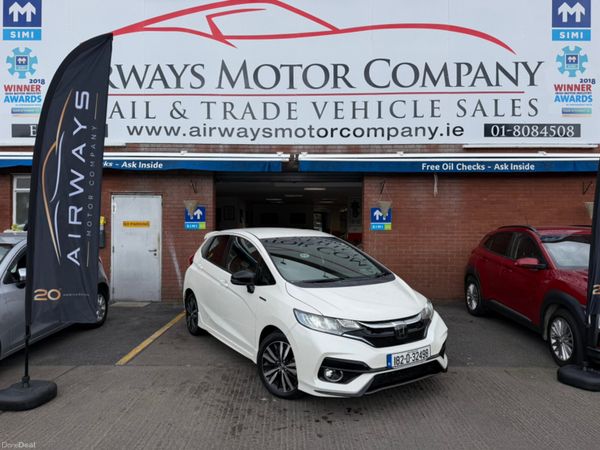 Honda Fit Hatchback, Petrol Hybrid, 2018, White