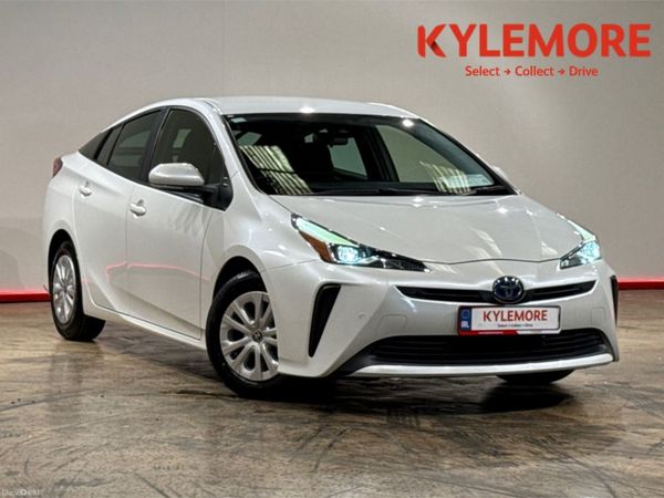 Toyota Prius Hatchback, Petrol Hybrid, 2022, White