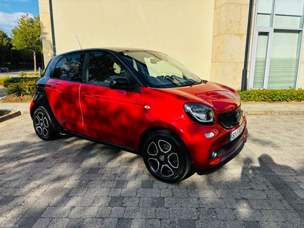 Smart Forfour Hatchback, Petrol, 2016, Red