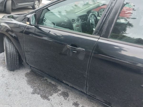 Ford Focus Hatchback, Petrol, 2008, Black
