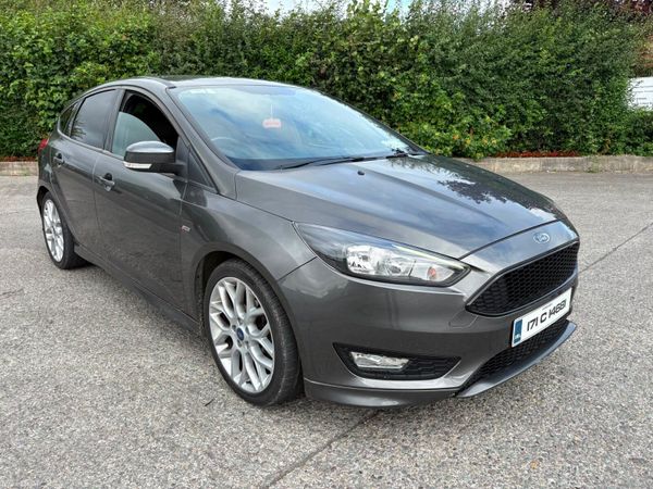 Ford Focus Hatchback, Diesel, 2017, Grey