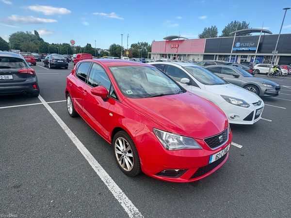 SEAT Ibiza MPV, Petrol, 2016, Red