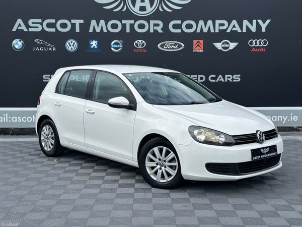 Volkswagen Golf Hatchback, Petrol, 2013, White