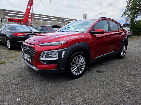 Hyundai KONA MPV, Petrol, 2018, Red