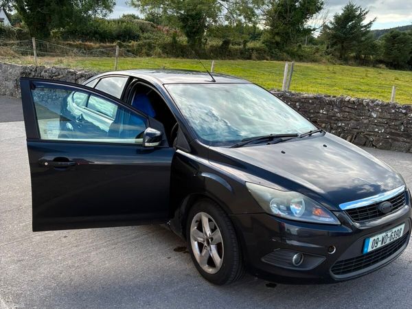 Ford Focus Hatchback, Diesel, 2009, Black