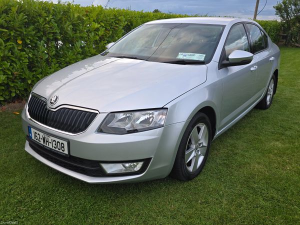 Skoda Octavia Hatchback, Diesel, 2016, Silver