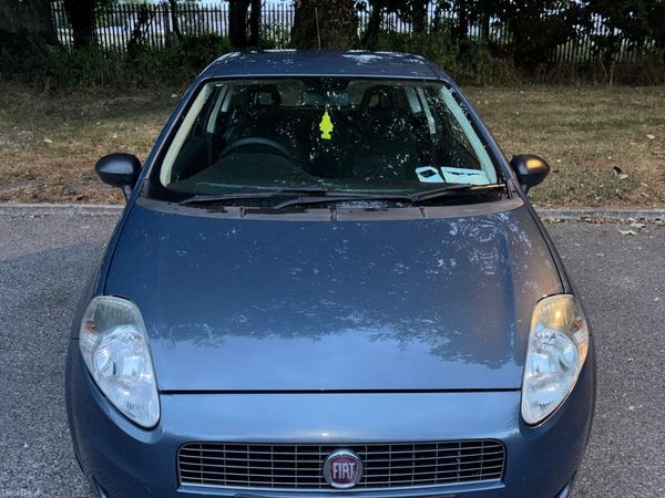 Fiat Punto Hatchback, Petrol, 2009, Blue