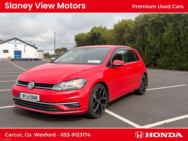 Volkswagen Golf Hatchback, Diesel, 2019, Red