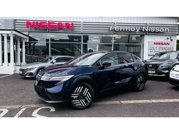 Nissan Leaf Hatchback, Electric, 2026, Blue