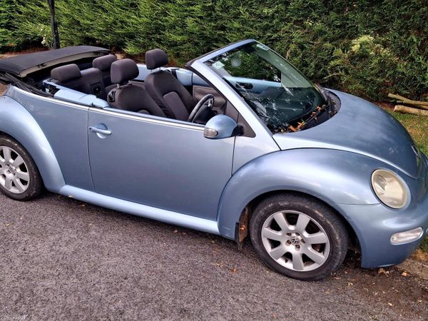 Volkswagen Beetle Convertible, Petrol, 2004, Blue