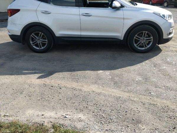 Hyundai Santa Fe SUV, Diesel, 2017, Grey