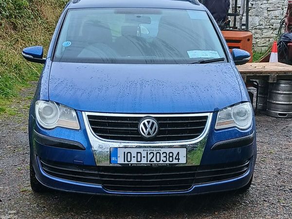 Volkswagen Touran MPV, Diesel, 2010, Blue