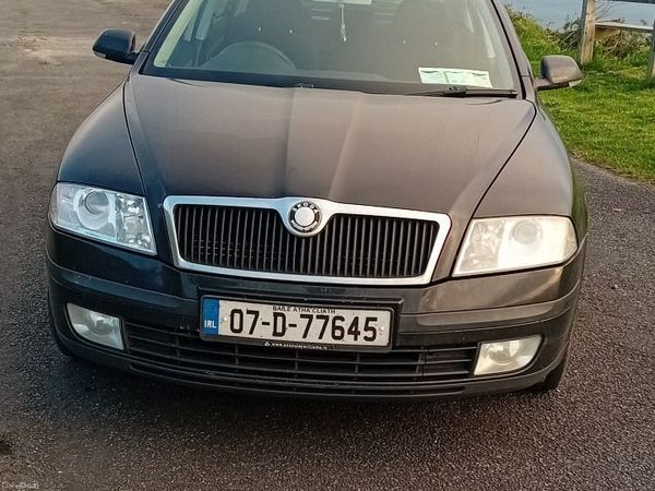 Skoda Octavia Hatchback, Petrol, 2007, Black