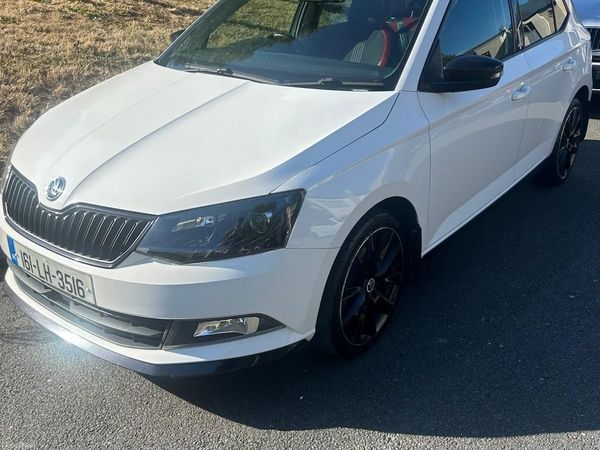 Skoda Fabia Hatchback, Petrol, 2016, White