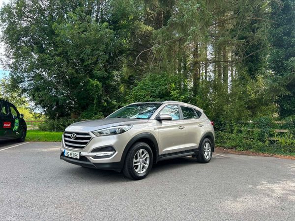 Hyundai Tucson SUV, Diesel, 2016, Silver