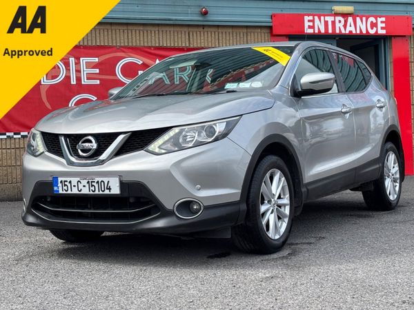 Nissan Qashqai Hatchback, Petrol, 2015, Silver