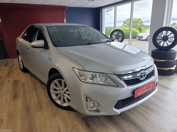 Toyota Camry Saloon, Petrol Hybrid, 2014, Black
