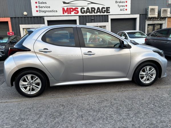Mazda Mazda2 Hybrid Hatchback, Petrol, 2023, Grey