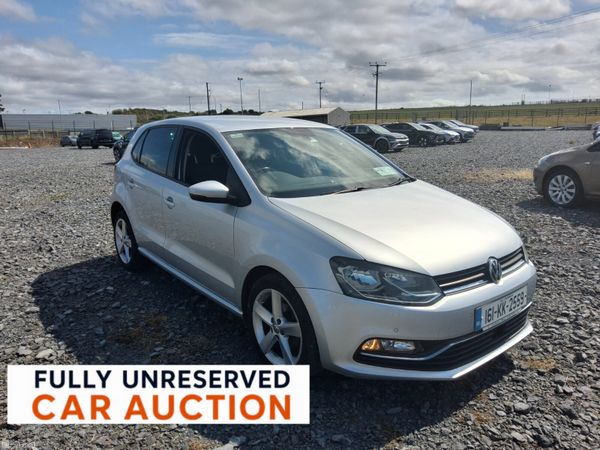 Volkswagen Polo Hatchback, Petrol, 2016, Silver